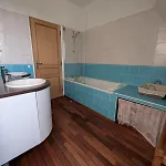 De Charme à Proximité De La *